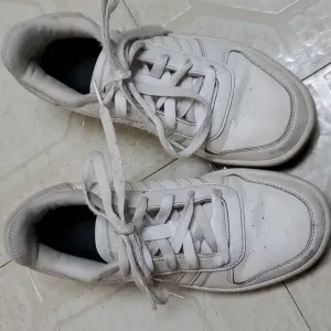 Adidas white size 4 sneakers