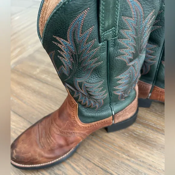 Ariat Boots Overall Good Condition Soles Are In Great Condition Size 10