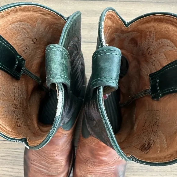 Ariat Boots Overall Good Condition Soles Are In Great Condition Size 10