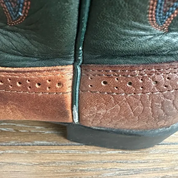 Ariat Boots Overall Good Condition Soles Are In Great Condition Size 10