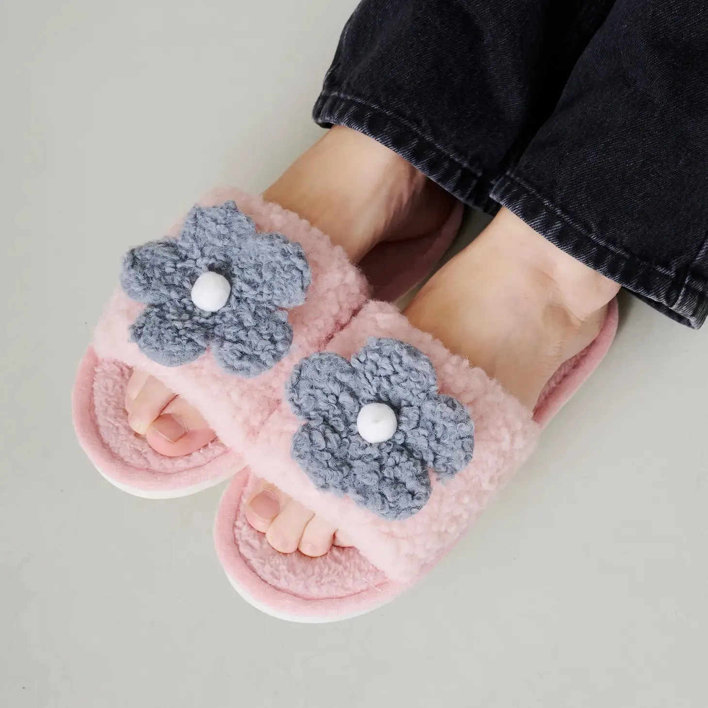 Avery Slippers