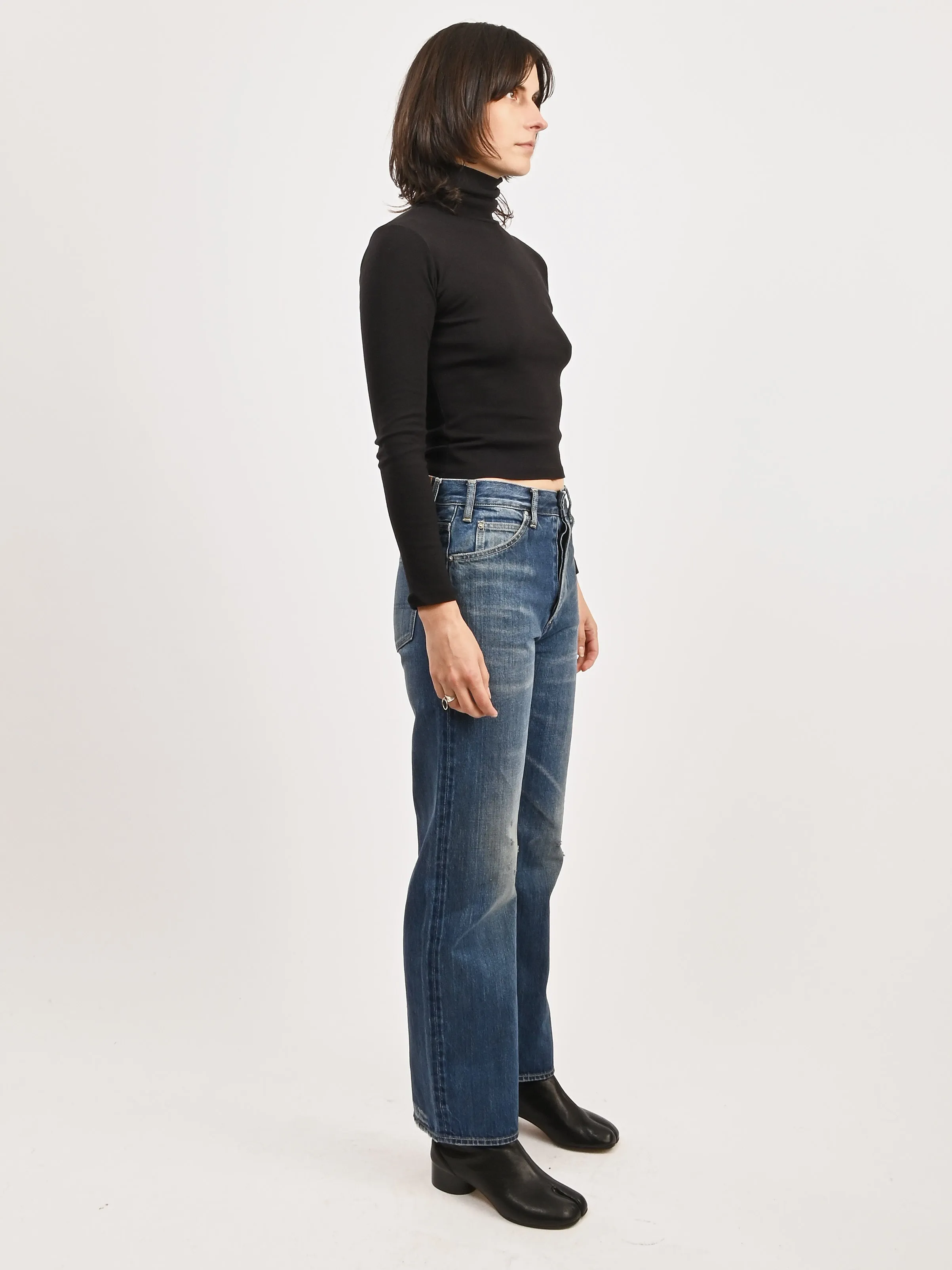 Black Turtleneck Bellevue Tee