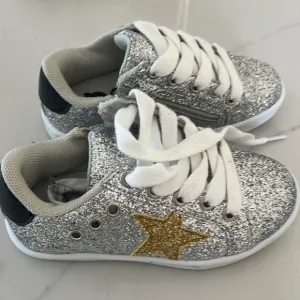 brand new HOO silver sparkly sneakers with gold sparkly star size 10-runs small