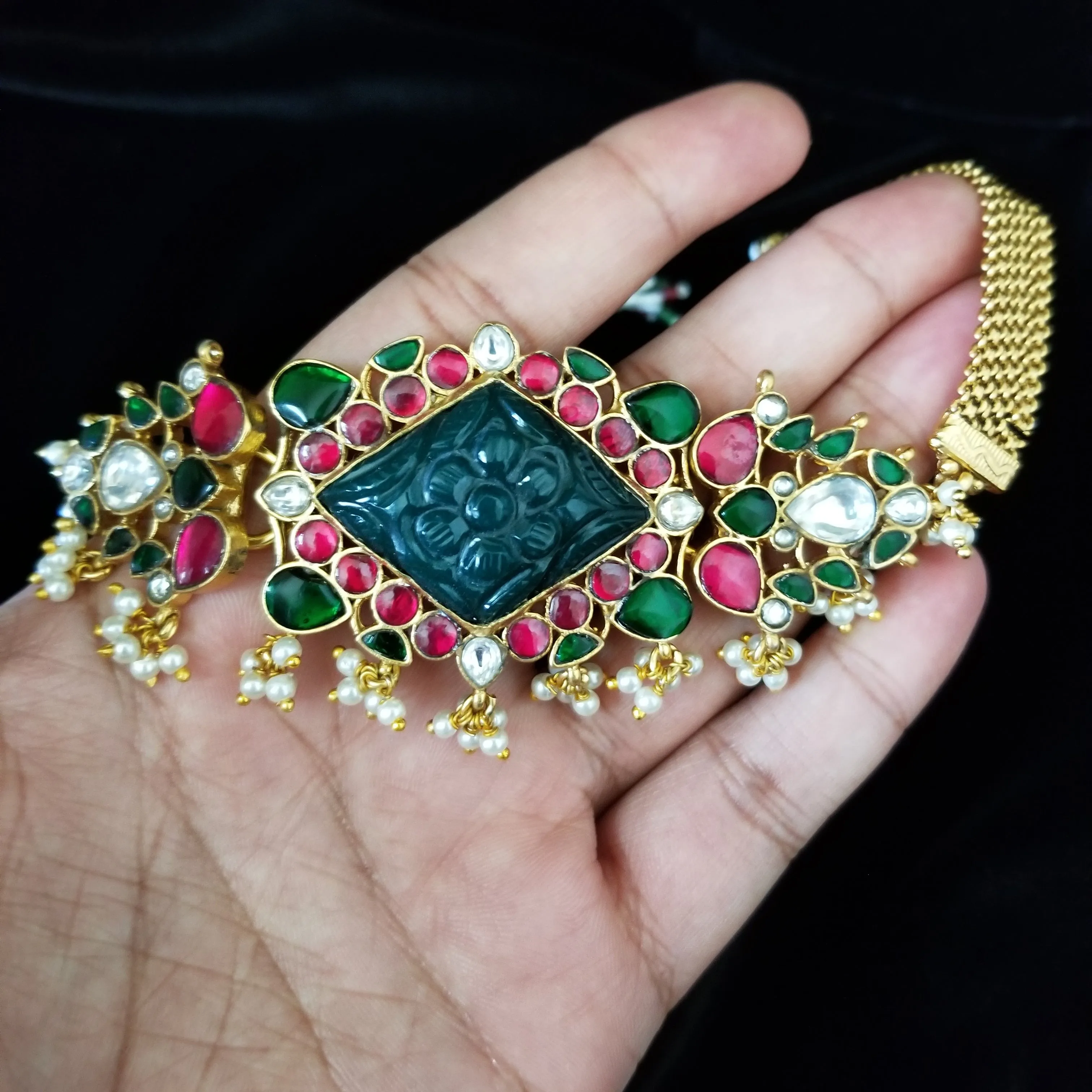 Carved Stone Jadau Kundan Choker With Gold Plating