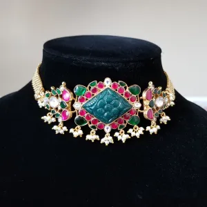 Carved Stone Jadau Kundan Choker With Gold Plating