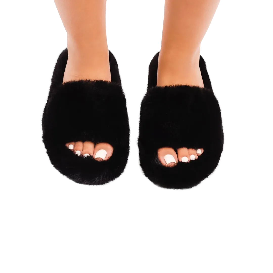 Casey furry slippers (Black)