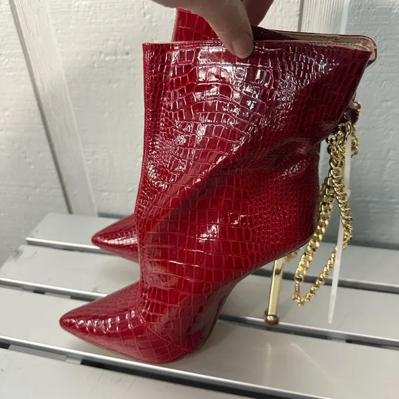 Chase &amp; Chloe Napa Croc Gold Trim Boots Size 5.5 NWOT
