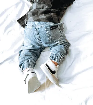 CHINO JOGGER - LIGHT WASH