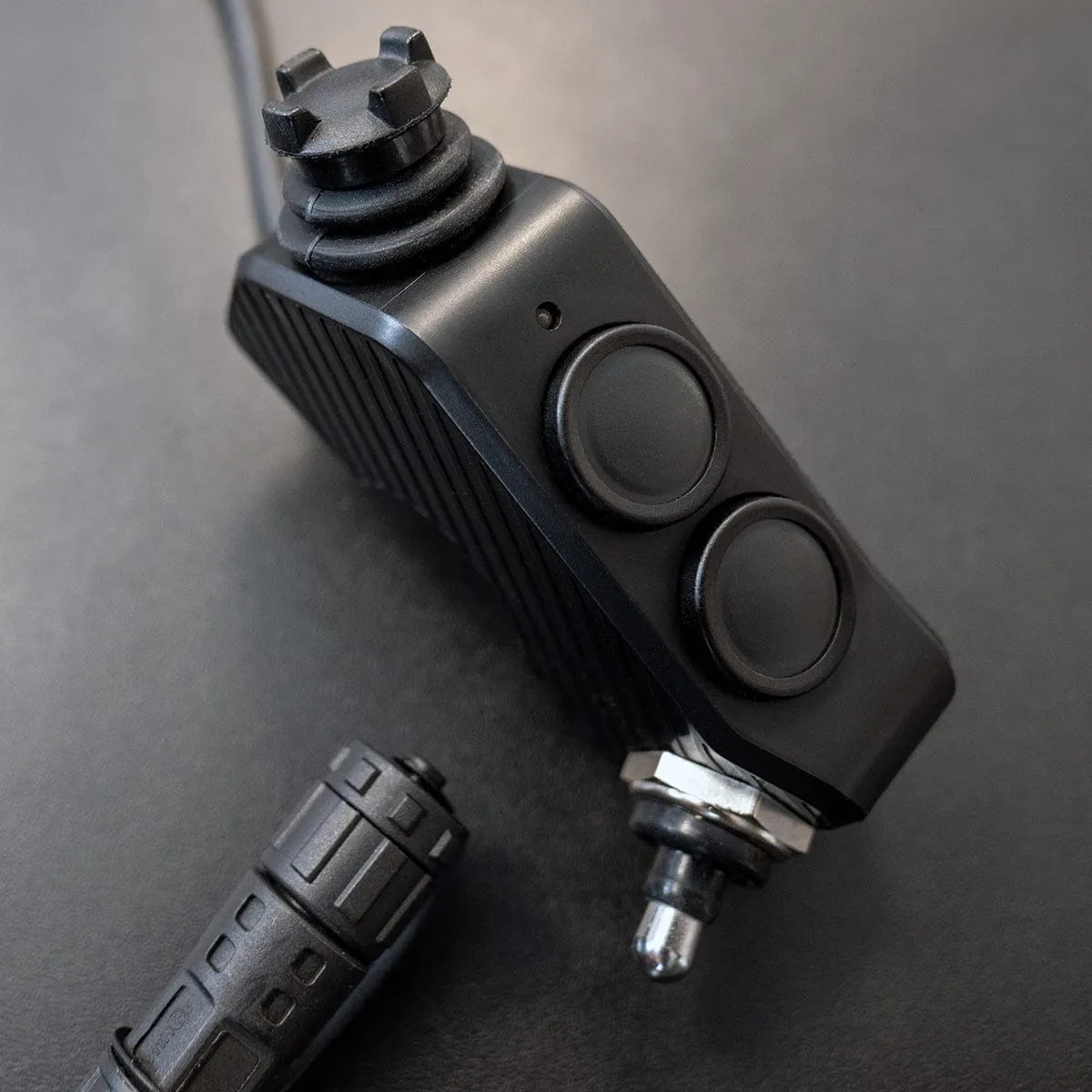 DMD Remote 2 met joystick en kabel of bleutooth aansluiting