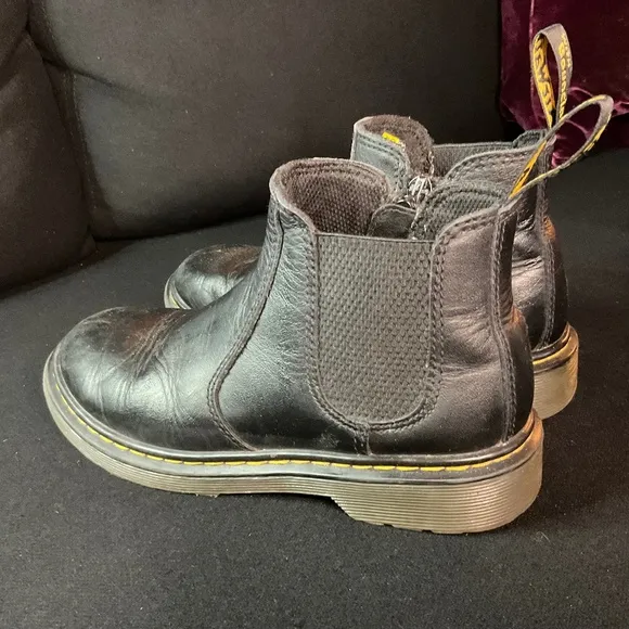 Dr Martens Chelsea Boots