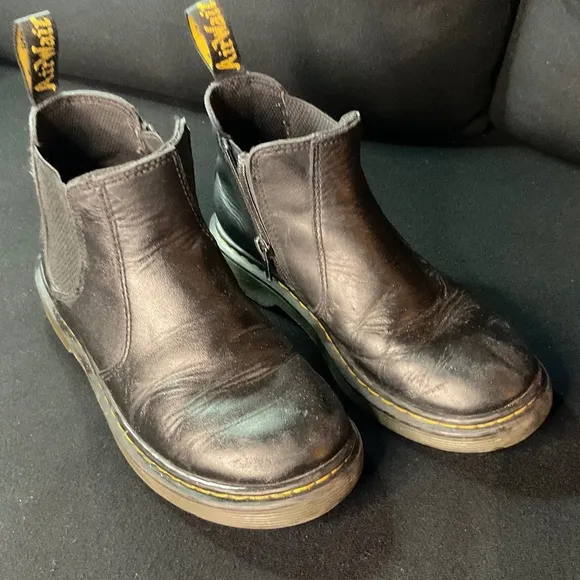 Dr Martens Chelsea Boots
