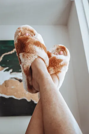 Elk Valley Faux Fur Slipper - Camel   Bone