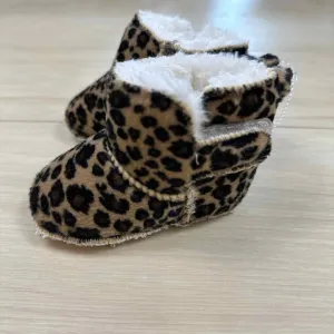 George FOOTWEAR slippers