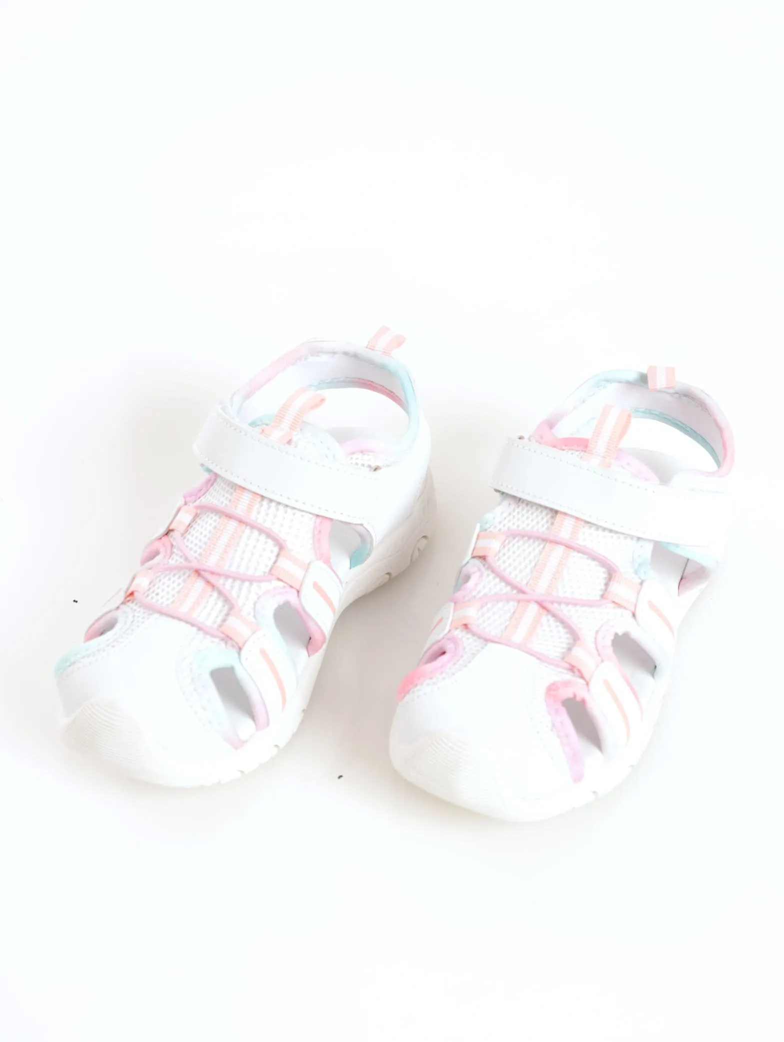 Girls Closed Toe Adventure Multi Binding Shoe - White