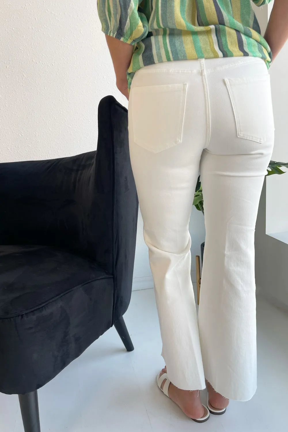 Hannah HR Flare Twisted Sideseam Slit