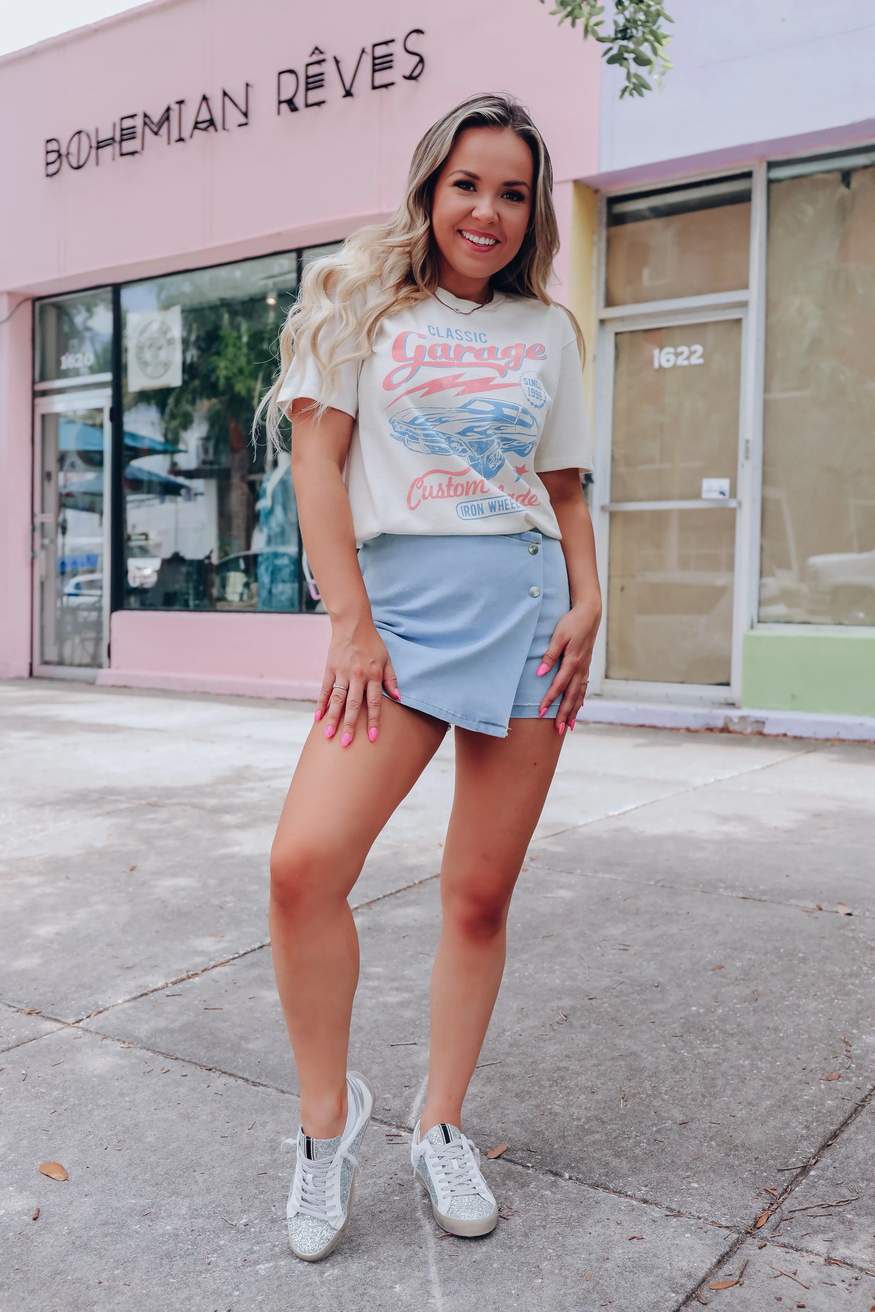 Iron Wheels Classic Graphic Tee - Ivory