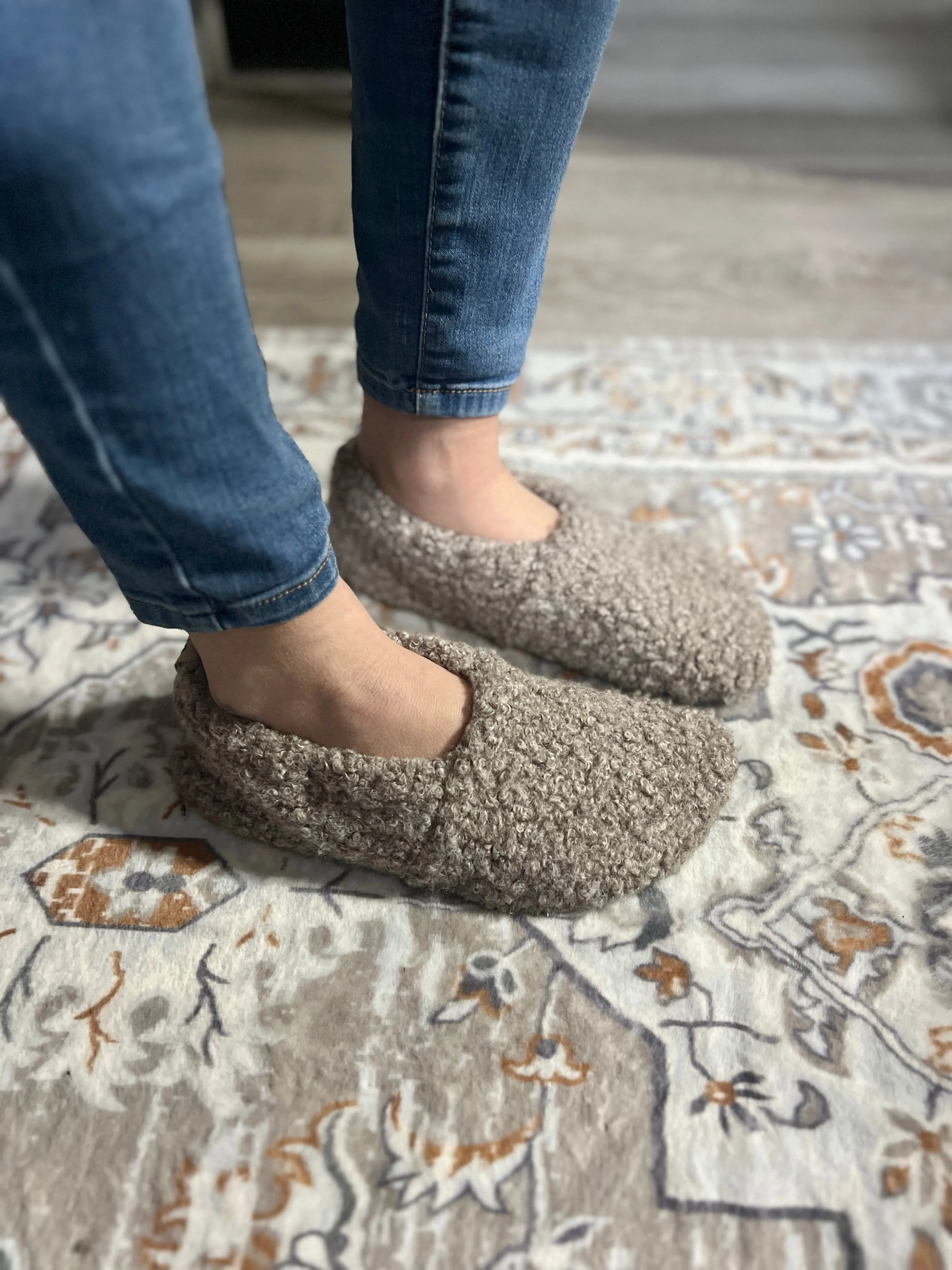 JadyLadys - Wooly Taupe