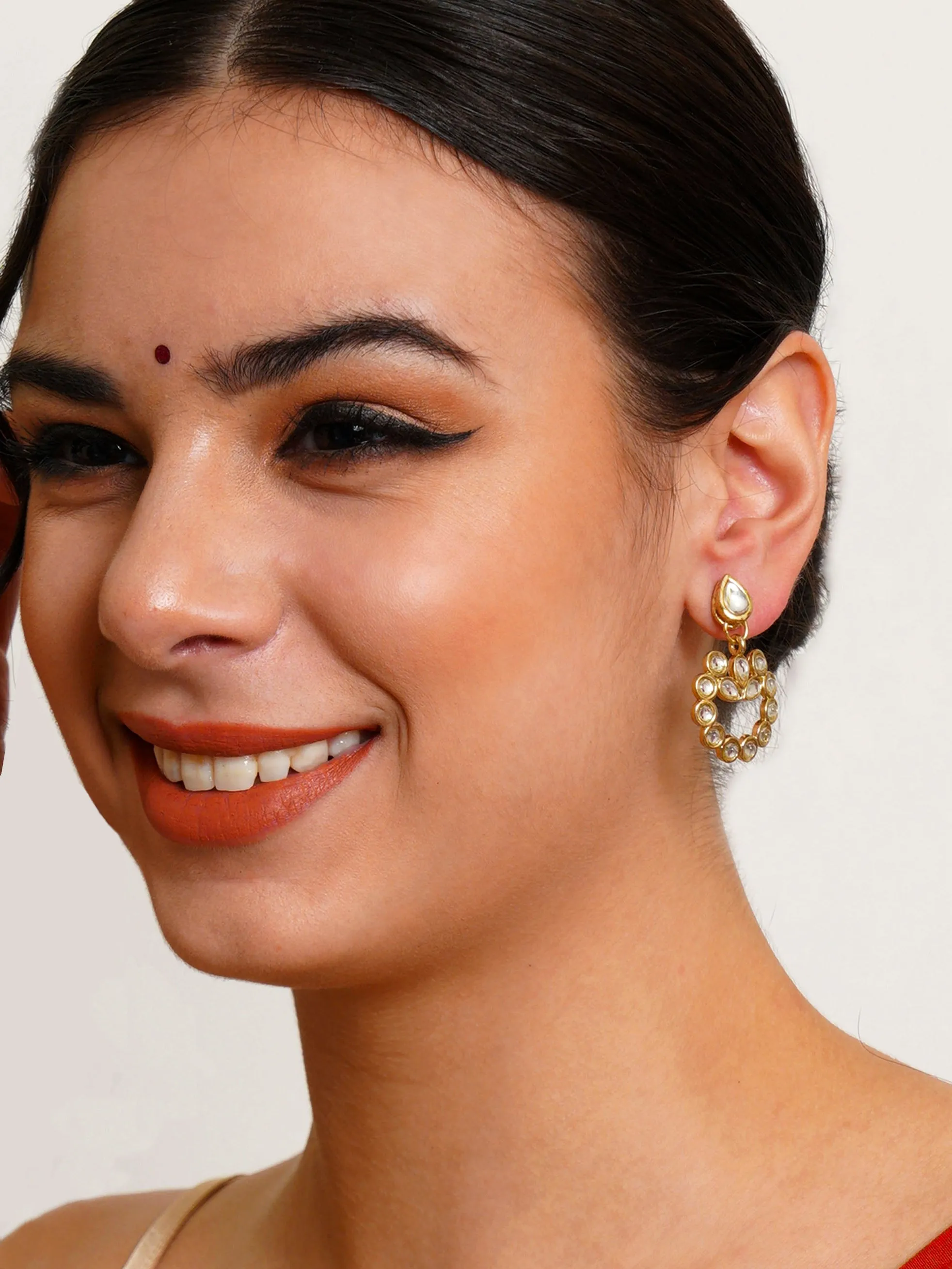 Karatcart Set of 4 Handcrafted Kundan Earrings Combo for Women