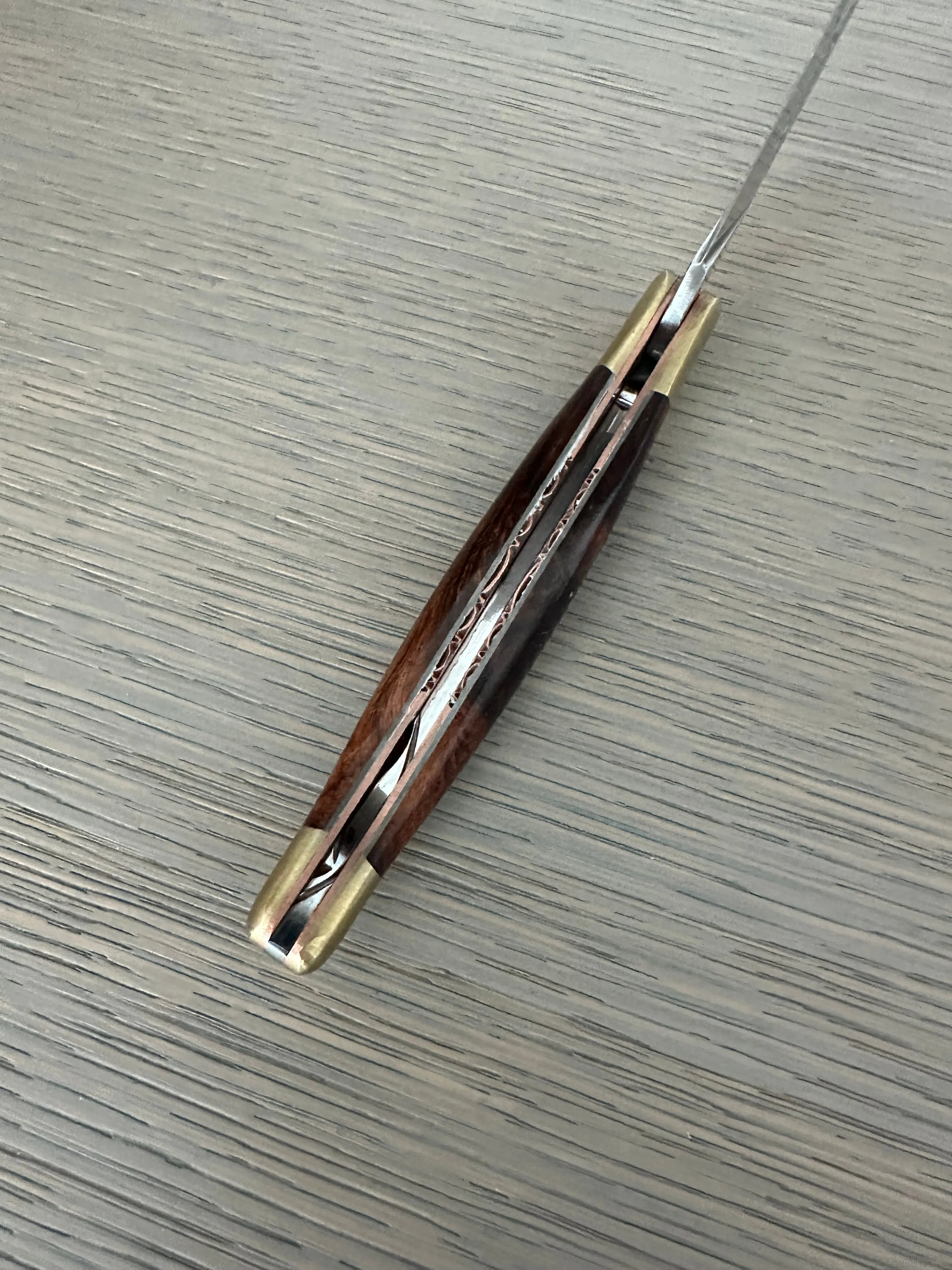 Laguiole en Aubrac Le Bijou Luxury Multipurpose Knife, 4.8-in (12cm), Ironwood Burl Handle, With  Brass Bolsters, And Two Copper Plates