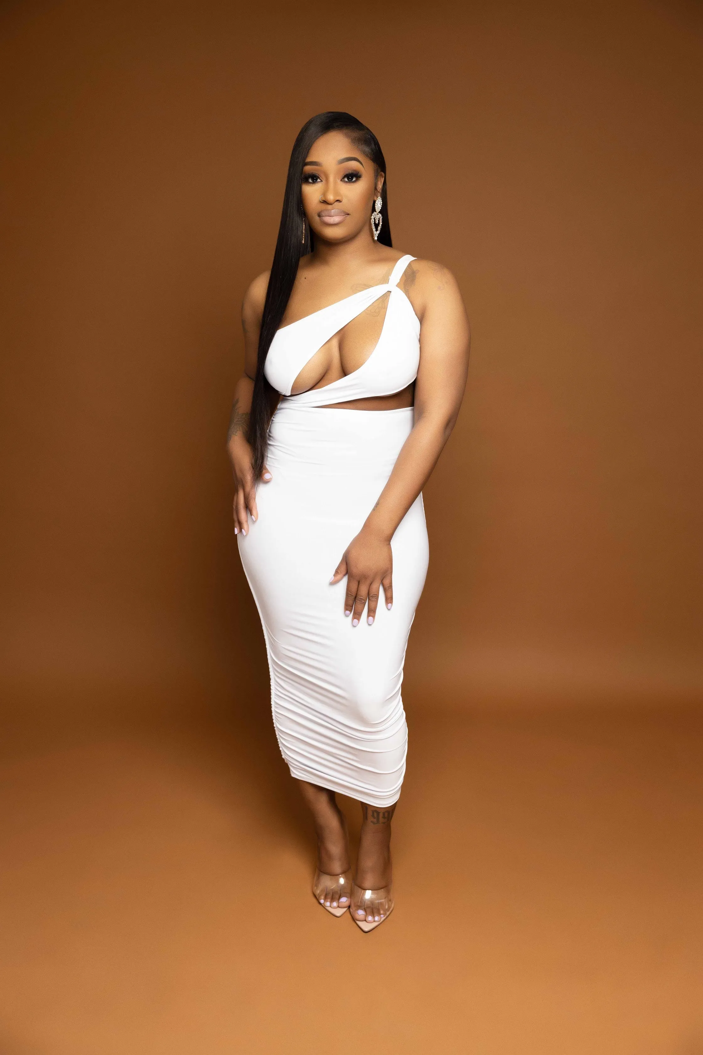 Laura Sexy Long Sleeveless Dress | Backless Showing Cleavage