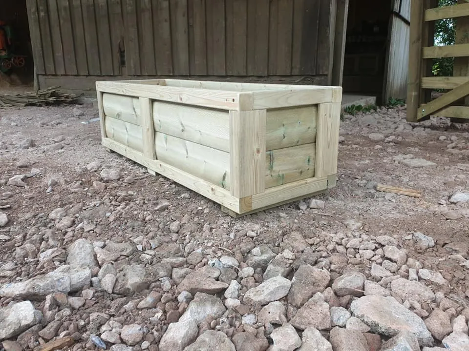Luxury Loglap Planters