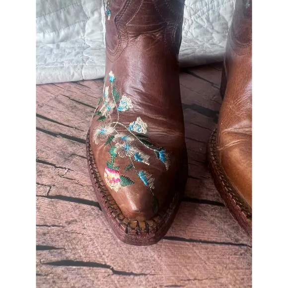 Macie Bean Girls Rose Garden Western Cowgirl Boots - Snip Toe Honey