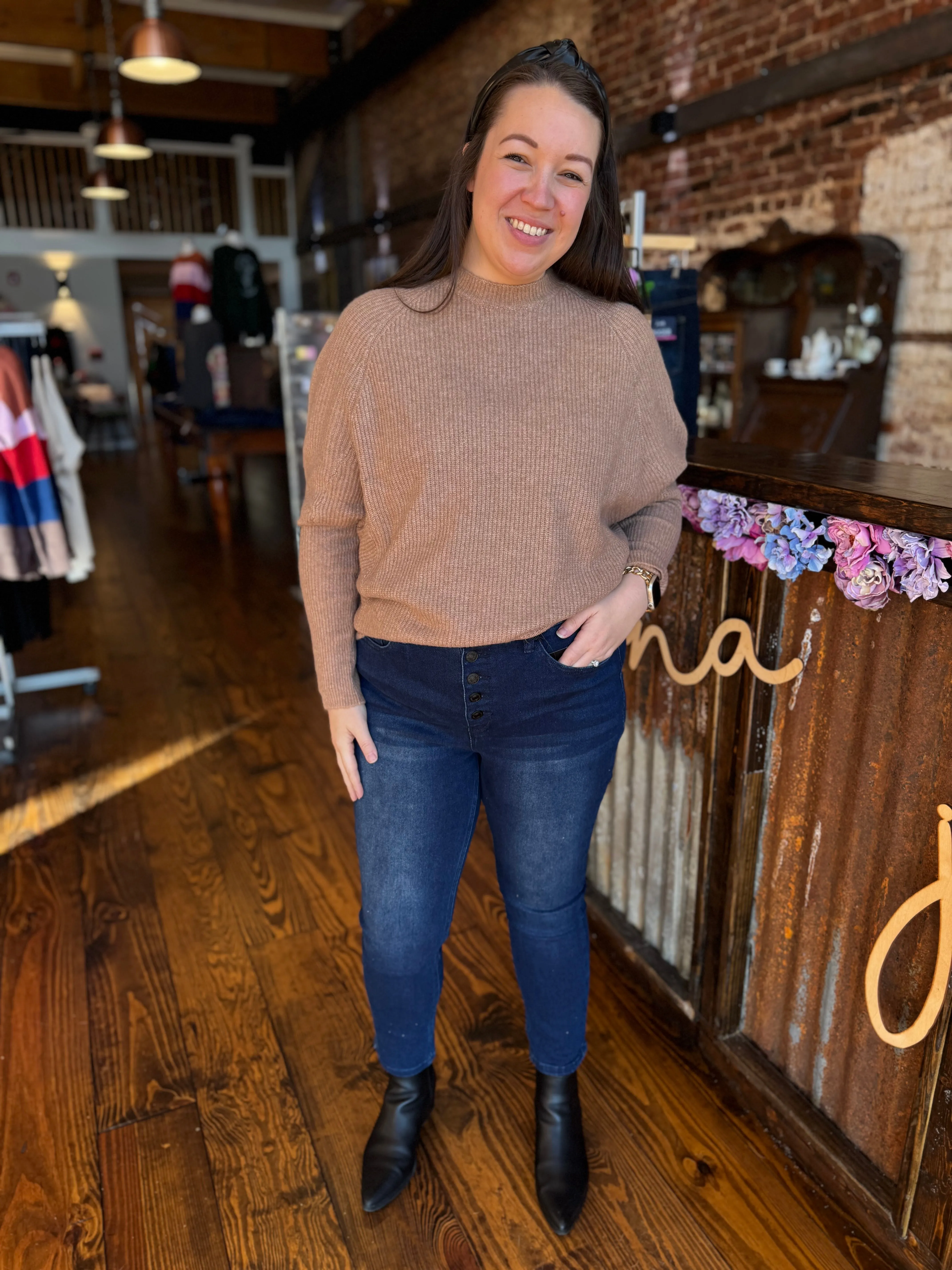 Missy Vintage Mid-Rise Button Fly Jeans