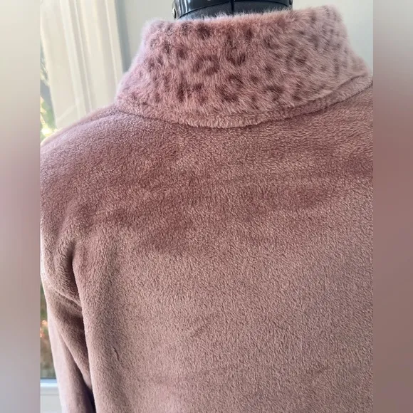 NATORI Sz M Blush Nude Plush Fleece Lynx Faux Fur Mandarin Zip Lounger NWOT