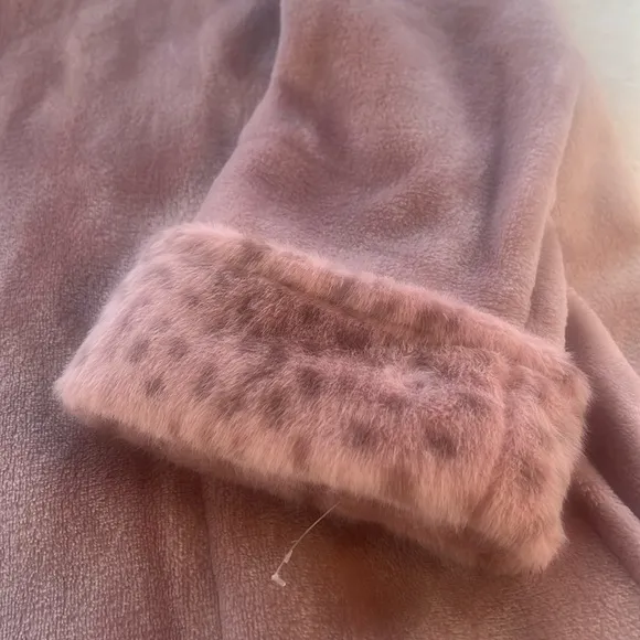 NATORI Sz M Blush Nude Plush Fleece Lynx Faux Fur Mandarin Zip Lounger NWOT