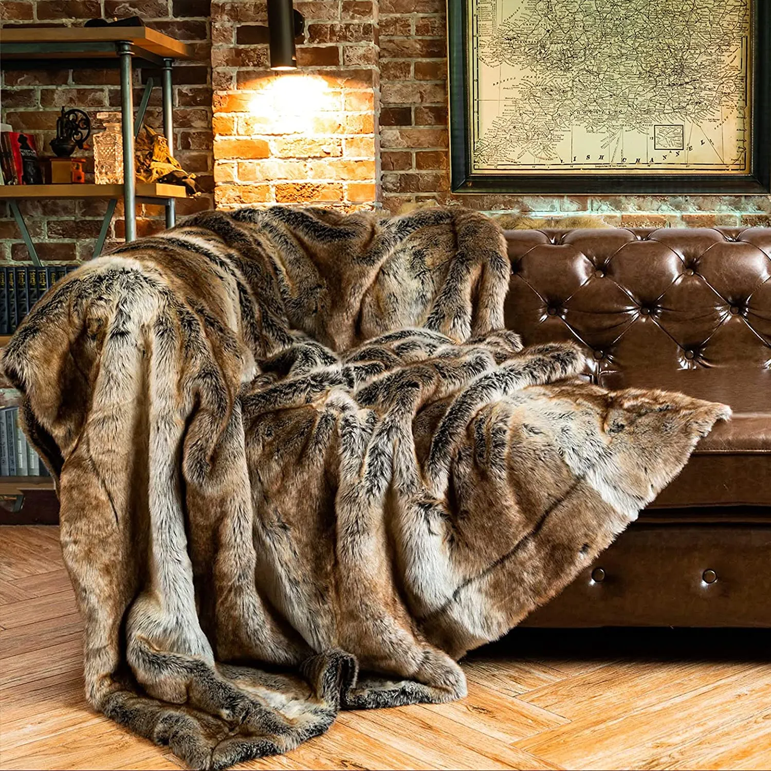 New BATTILO HOME Luxury Faux Fur Blanket Large 50 x60 Inches Super Soft Throw Blanket! Reversible to Plush Velvet! Nice packaging for Gift Giving! Retails $105 