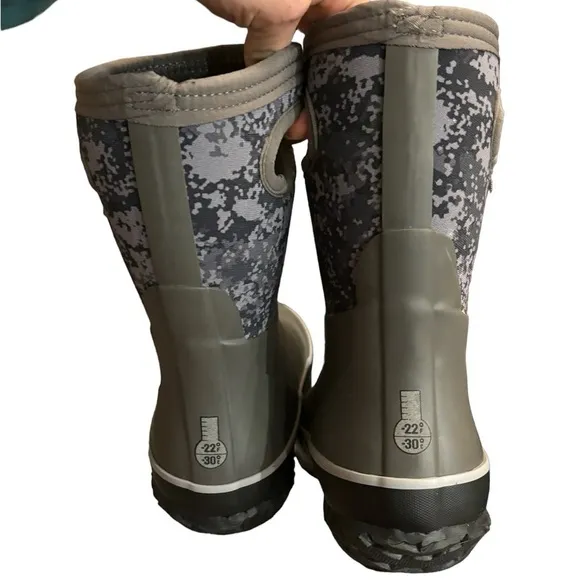 NEW Bogs | Grasp Camo Gray -22'F Rating Sz 3 Youth