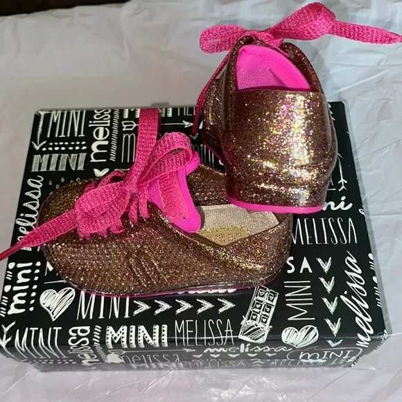 New mini Melissa pink glitter sneakers size 5 Toddler new in box