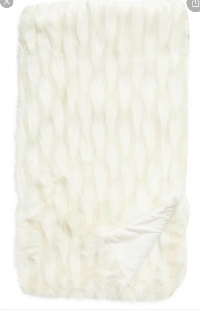 New Nordstrom Rachel Parcell Statement Faux Fur Throw Blanket in Ivory! 52x60! Retails $125 