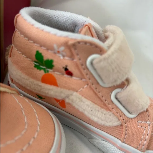 New Vans sz4.5 Toddler Sk8-Reissue Garden Party Peach dust Bunny Velcro sneakers