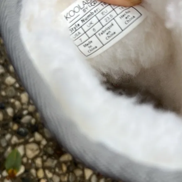 New without Box Koolaburra by Ugg Light Gray Suede Warm Toddler Boots
