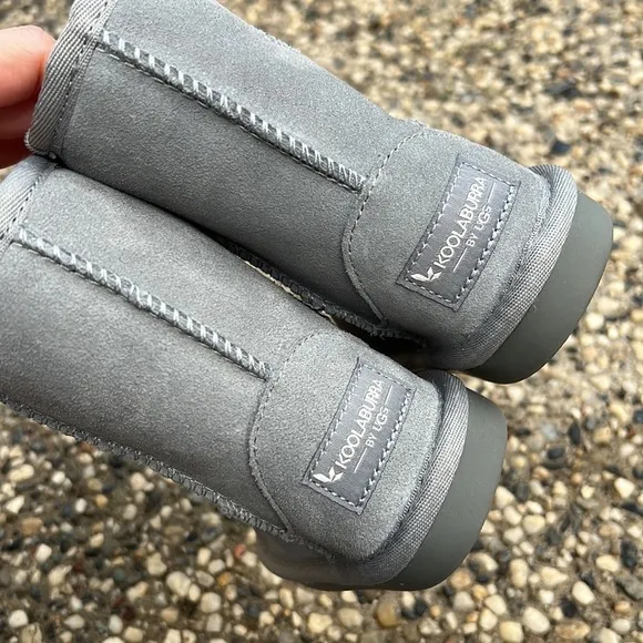 New without Box Koolaburra by Ugg Light Gray Suede Warm Toddler Boots