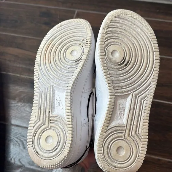 Nike Air Force Sneakers Sz 4.5