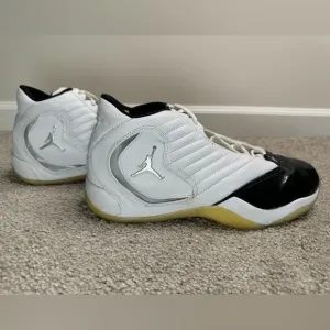 Nike Jordan B’2rue white leather sneakers men’s size 10