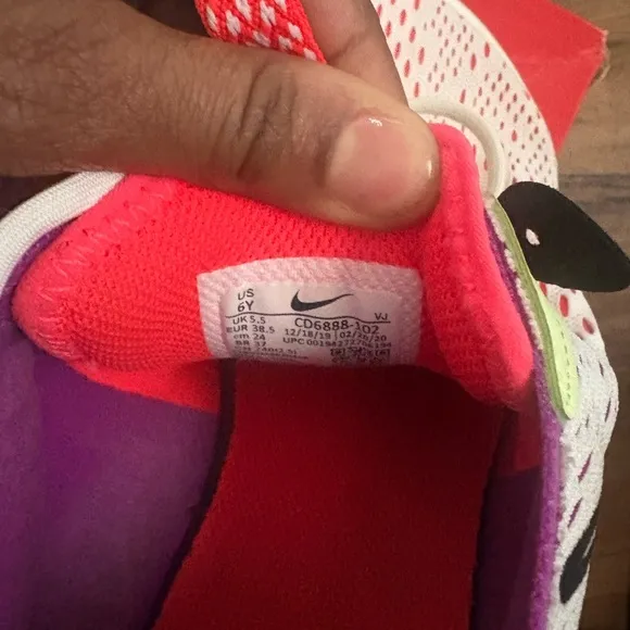 Nike React Vision Size 6Y (same as women’s 7.5) white, purple, neon pink, black