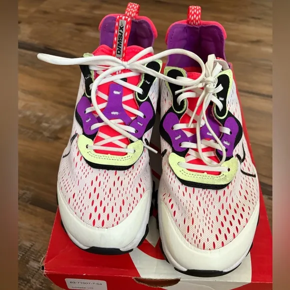 Nike React Vision Size 6Y (same as women’s 7.5) white, purple, neon pink, black