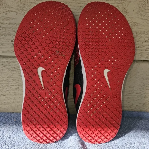 Nike Varsity Compete Traininer 2018 Sneakers Men's Shoe Size 9.5