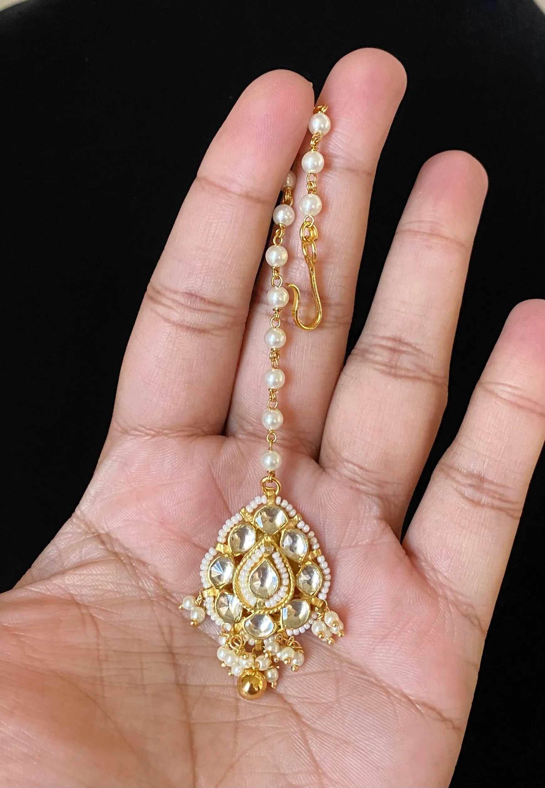 Pachi Kundan Maang Tika With Gold Finish HA24