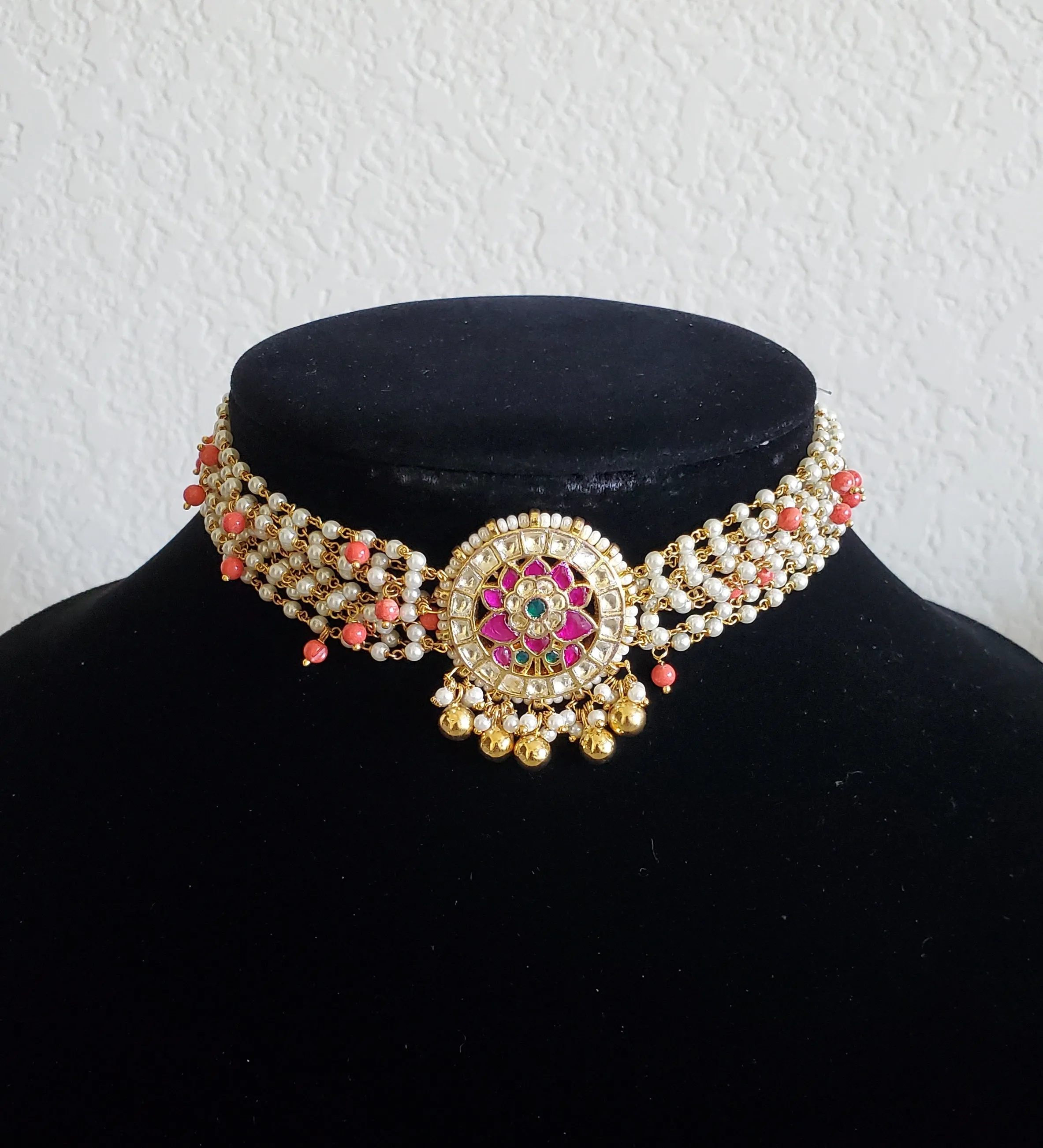 Pachi Kundan Pearl Choker with Gold Finish