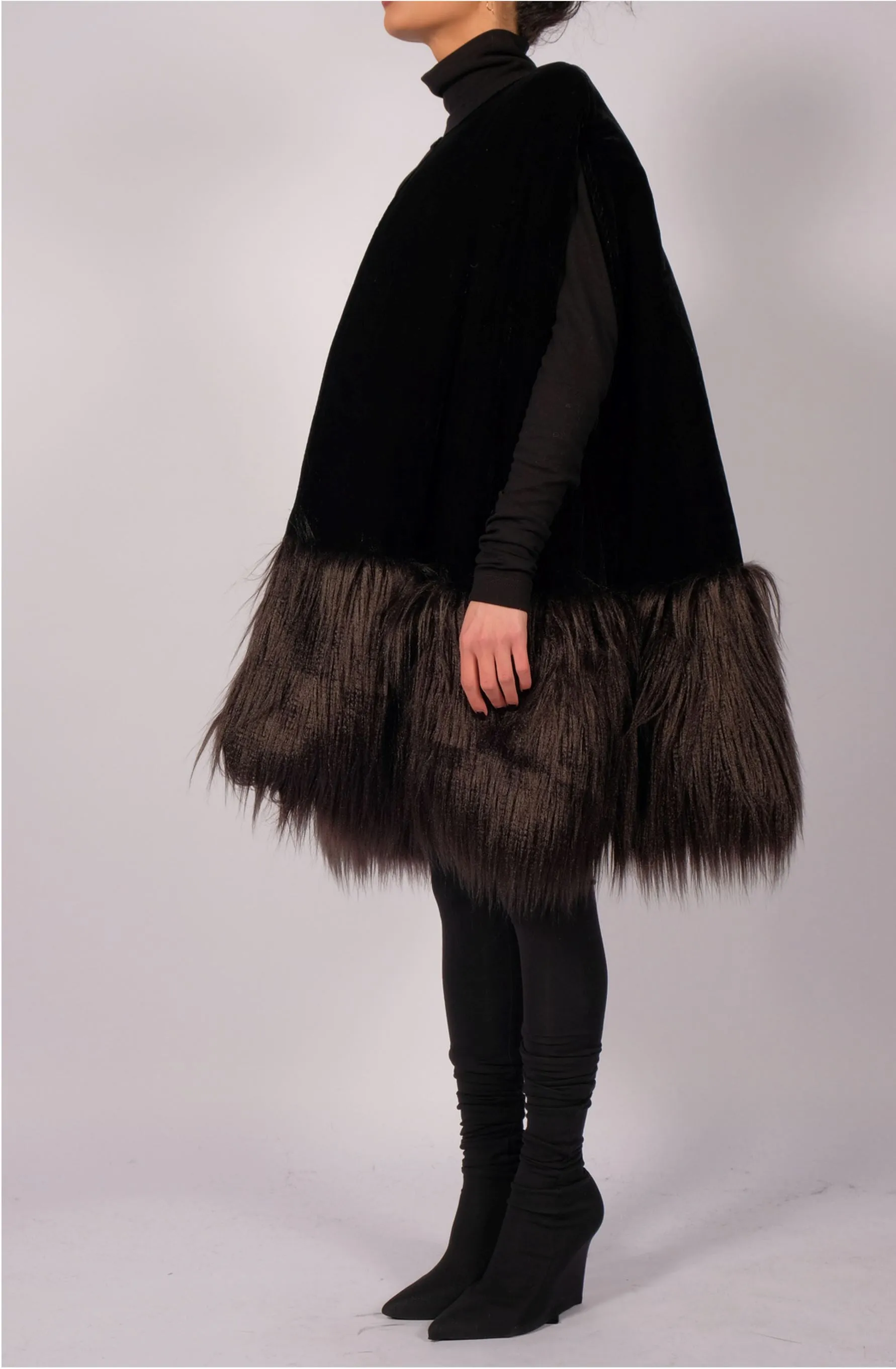 Padded Velvet Cape with Faux Fur