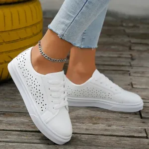 Philana | Trendy Geperforeerde Sneakers