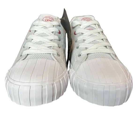 Red Ball Jets Classic White 51 Low-Top Sneakers Sz.W7.5/M6