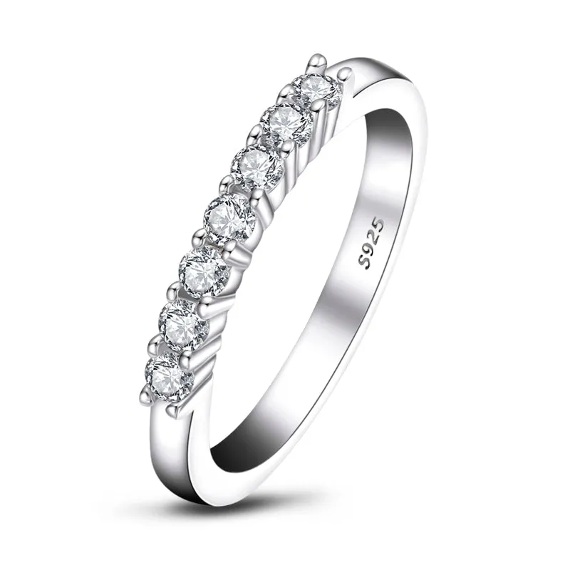 Round Cut Moissanite Diamond Ring