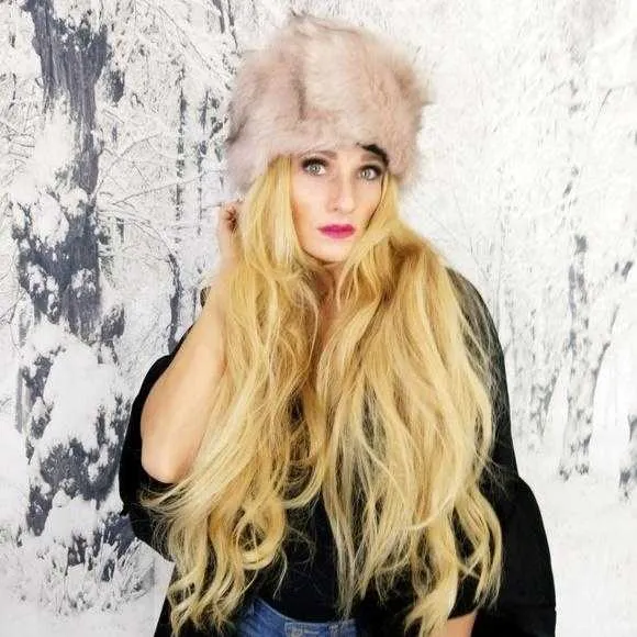 Russian Hat Pink