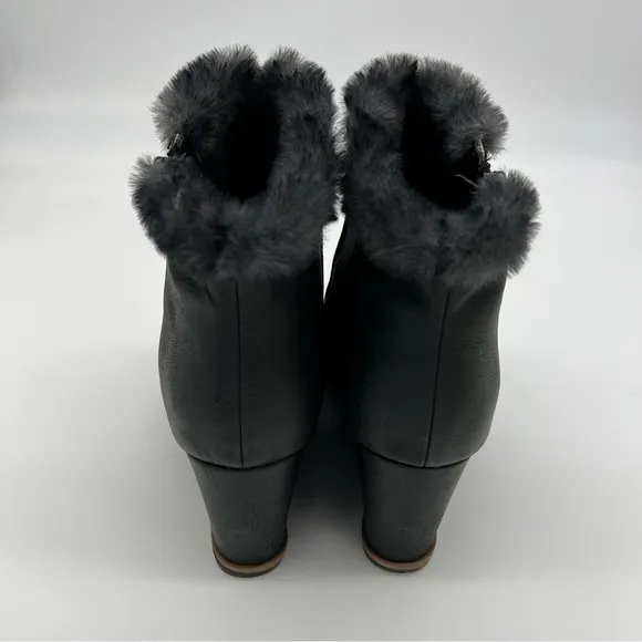 Soul NATURALIZER Hudson Black Wedge Fur Booties