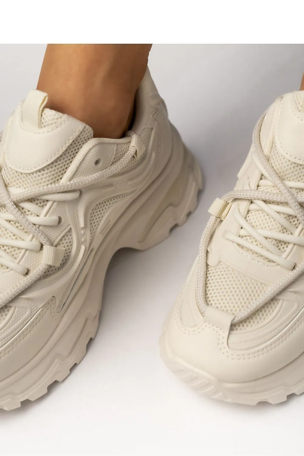 Sport Shoes Inello